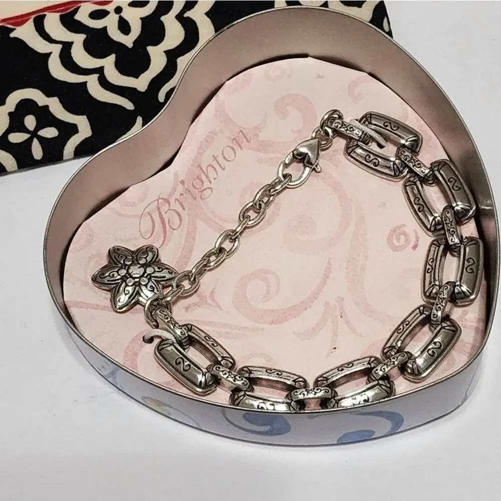 Brighton scrolled etched star charm‎ link bracelet new!!!
